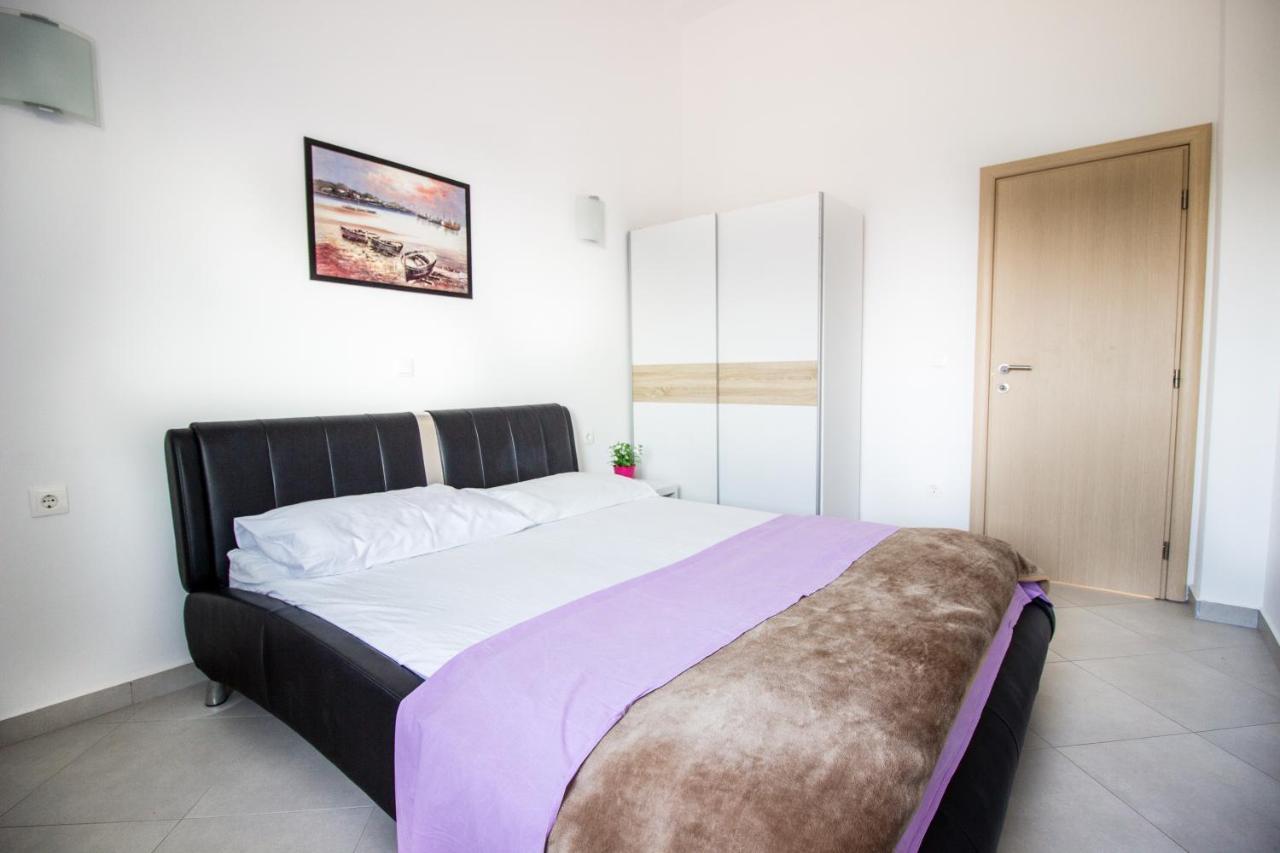 Apartment Milka 1 Njivice Kültér fotó